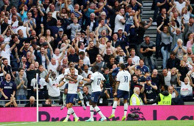 皇马齐达内战术显效4-1胜瓦伦西亚