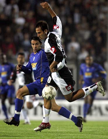 波媒：佛罗伦萨有意斯佩齐亚的波兰国脚维希涅夫斯基