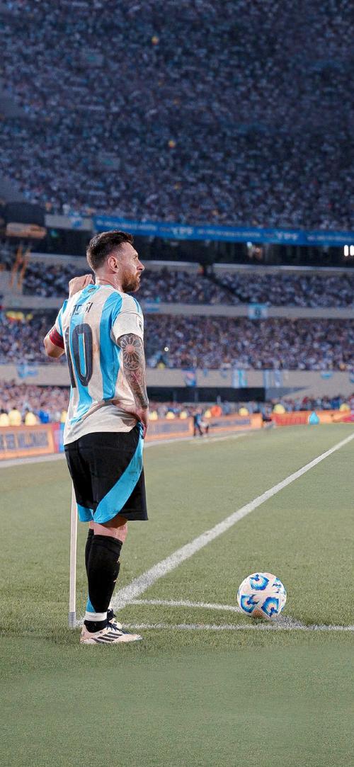 TA：利物浦计划与萨拉赫会谈，斯洛特依然得到更衣室支持