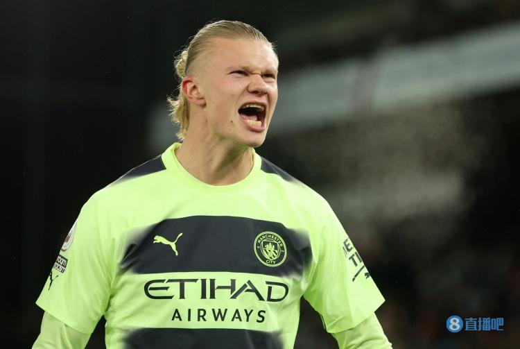 TA：拜仁不太可能6500万欧买断雅克松，切尔西认为他价值很高